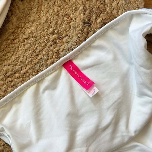 Victoria’s Secret set. - Picture 5 of 5